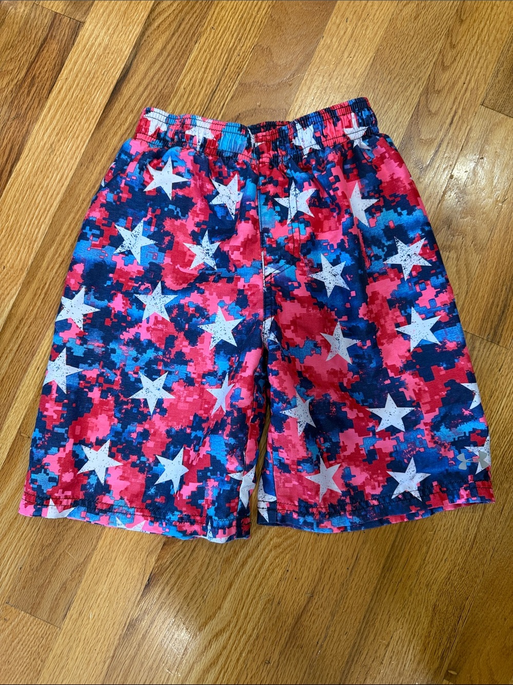 Under Armour Boys Size 7 Red, Blue, White Stars Swim Trunks